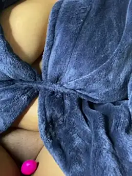 CARAMELGODDESSX23 live