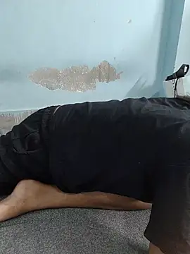 Virgin_Girlss live