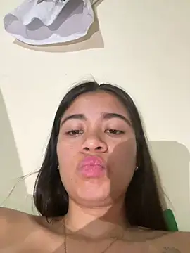 Kloe_1223 live