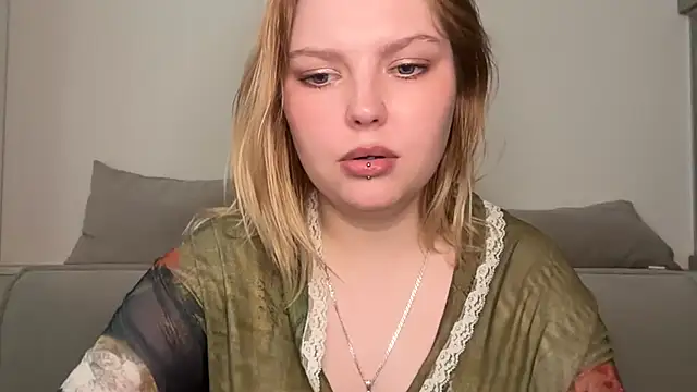Ophelia_Ritz live
