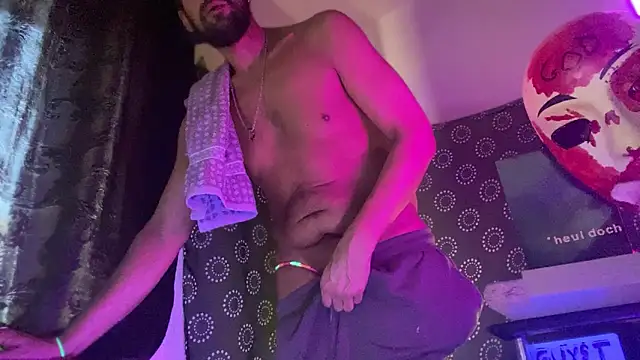 Guyst049 live