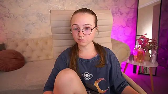 ArrinaWairr live