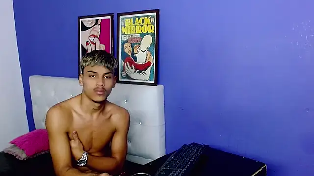 Angel_foxc13 live