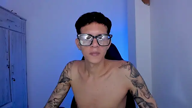 tylerrnova live