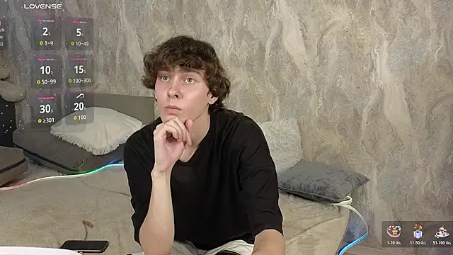 Liam_Winss live