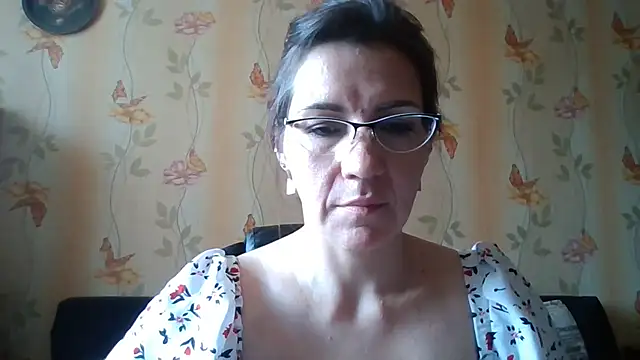 Miss_Heliena live