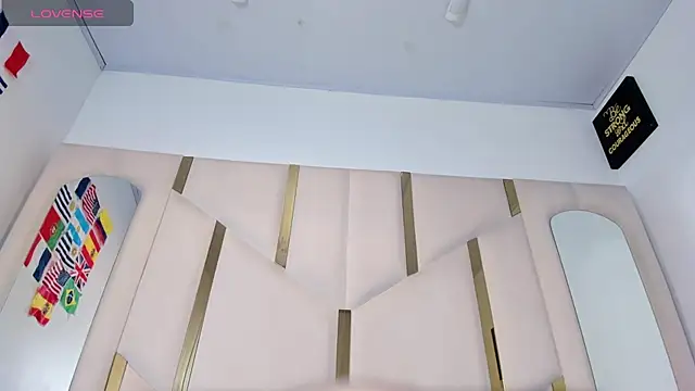 IsabellRodriguez18 live