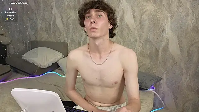 Liam_Winss live