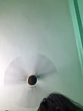 Curvy_Twinkle live