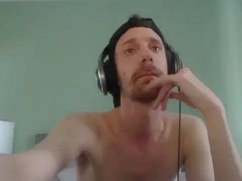 iLoveElusiveCats live