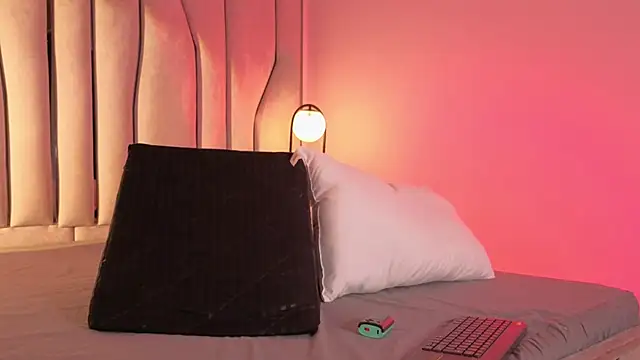 lian_cameron live
