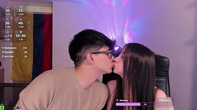 Mikeyvioleta_ live