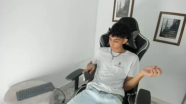 ero_boy40 live