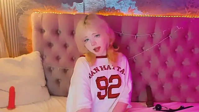 EmilyAngells live