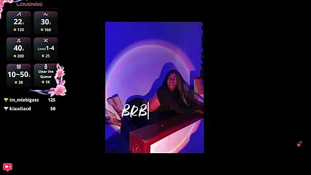 Kendall_Gil live