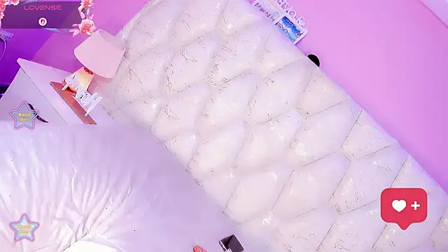 Lexxy_Mattell live