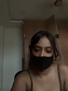 livia_dolls live
