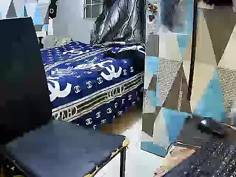 Trish_CurveCock live