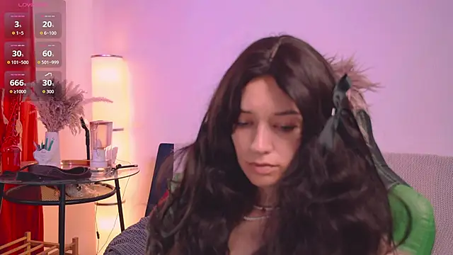 YourDarlingVivian live