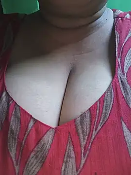 Rinki_Guptaa live