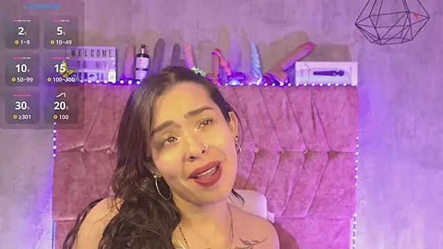 Mia_lopez_1 live