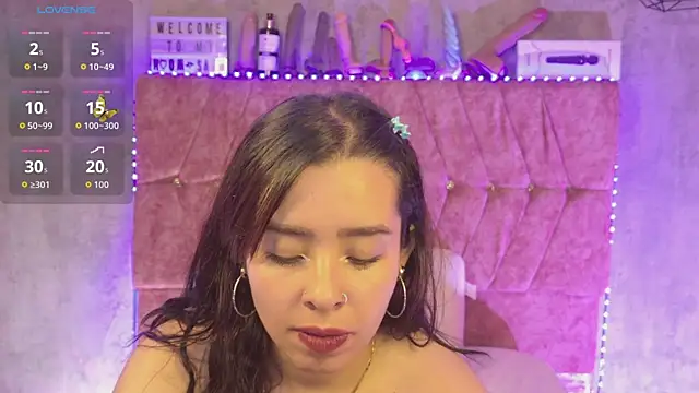 Mia_lopez_1 live