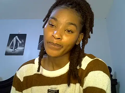 cute-alexis live