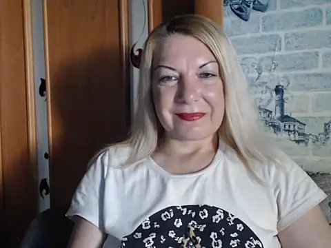 Lillia_Ray live