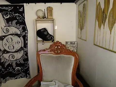 MADONA_HILTON live