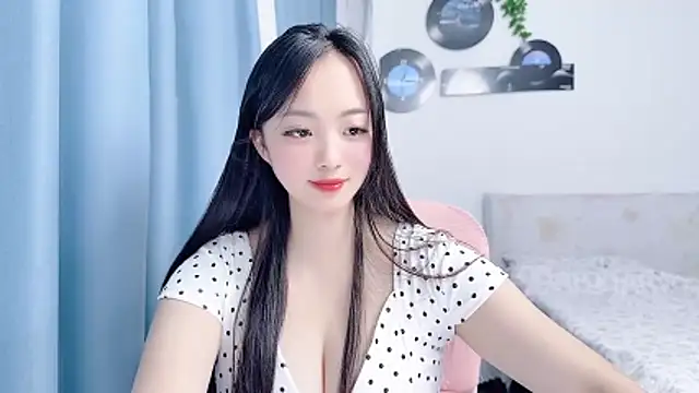 Winnie666999 live