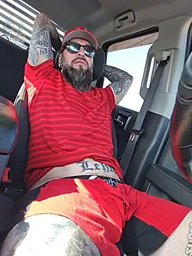 Beardedtattood live