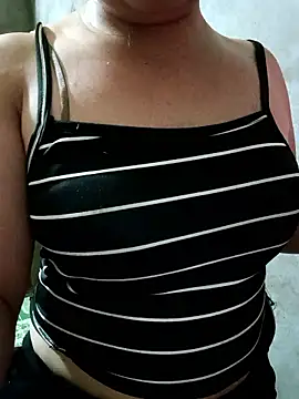 Lily_Henry live