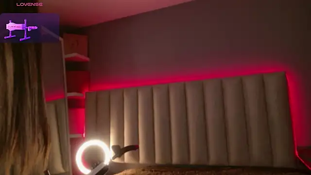 Megan_mooree_ live