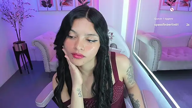 Maddie_T18 live