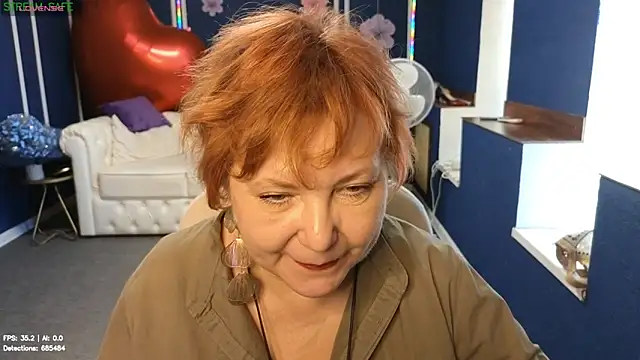 Kira_Kenett live