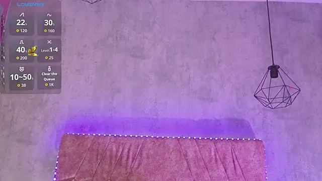 Mia_lopez_1 live