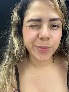 sofi_and_curlers669 live