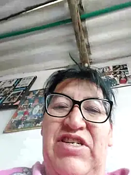 clarita_01 live