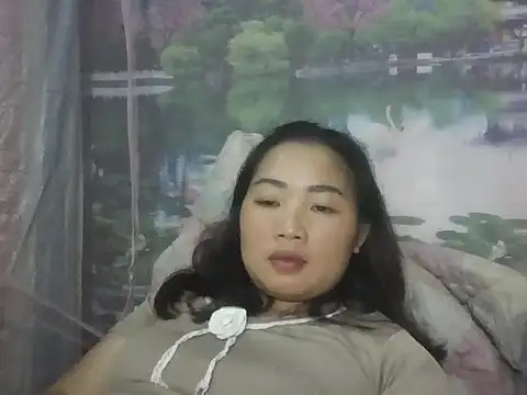 Julie-xx live