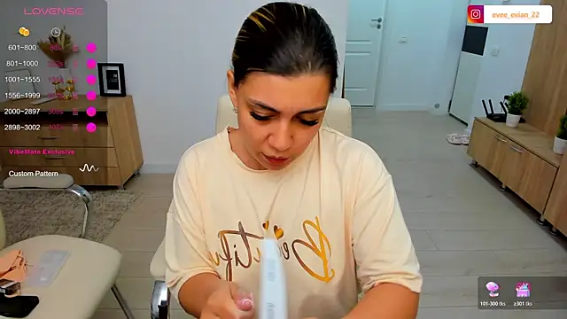 EveEvian live