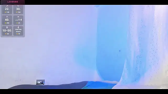 Laraaa_1 live