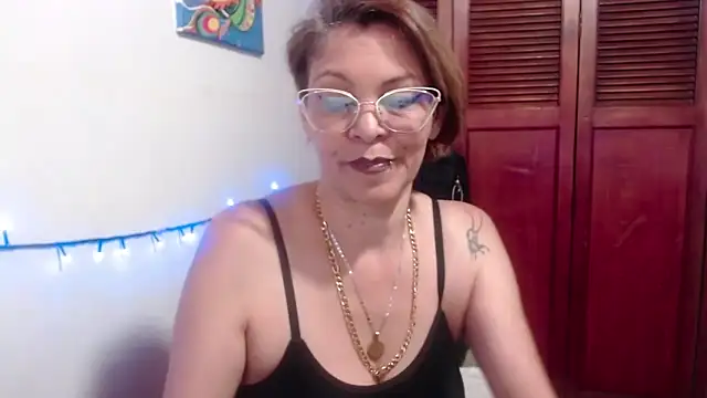 electra-mommy live