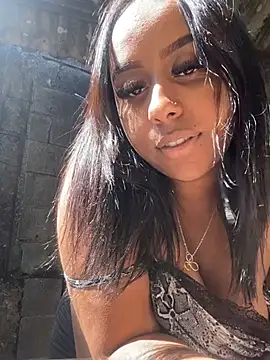 jhenannyy live