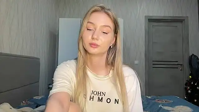 MoonlitCrystalia live