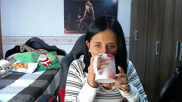 sharoon_cheerry live