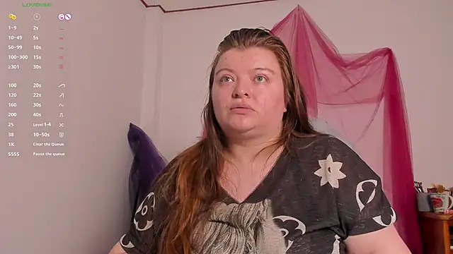 Queensamantha777 live
