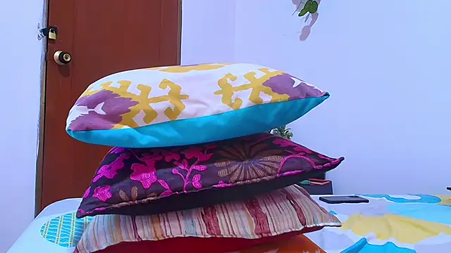 KimberlySuarez live