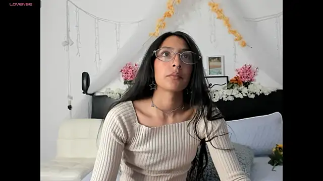Eli_Cute_01 live