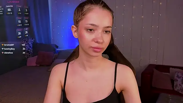 Monica_Venom live