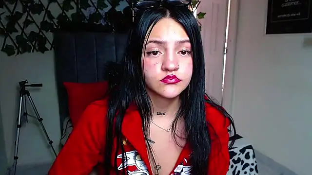 Violettasquirt live
